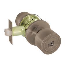 Llavín Yale Pomo Chester Bronce